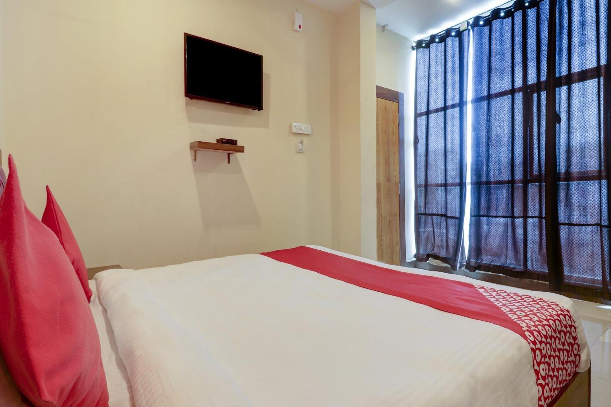 Hotel O Rsquare Elite Sururnagar Ngoại thất bức ảnh