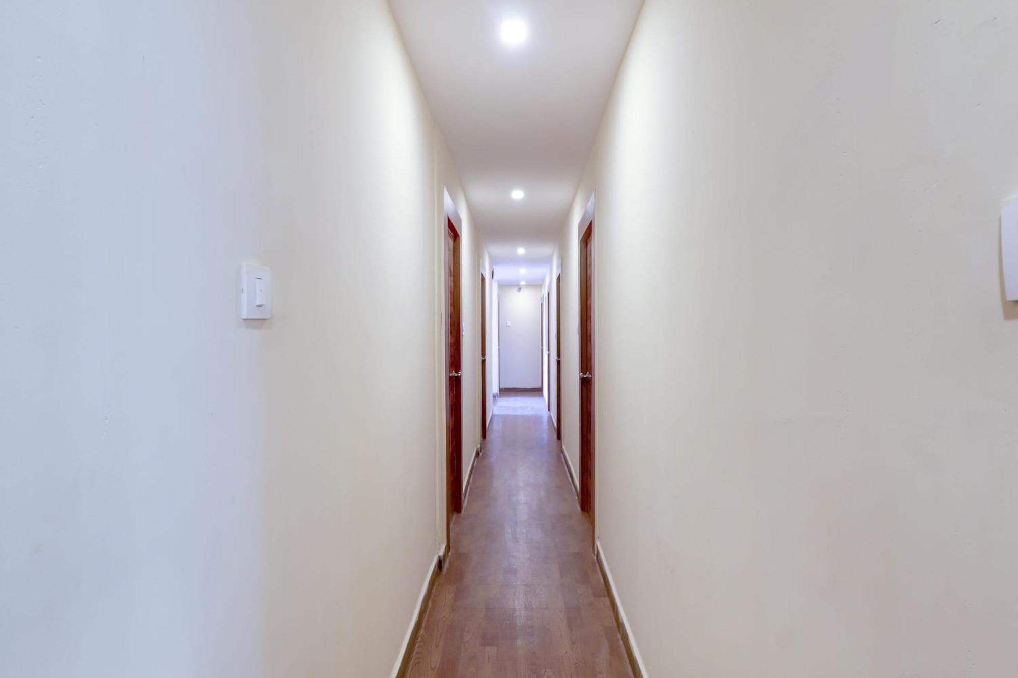 Hotel O Rsquare Elite Sururnagar Ngoại thất bức ảnh