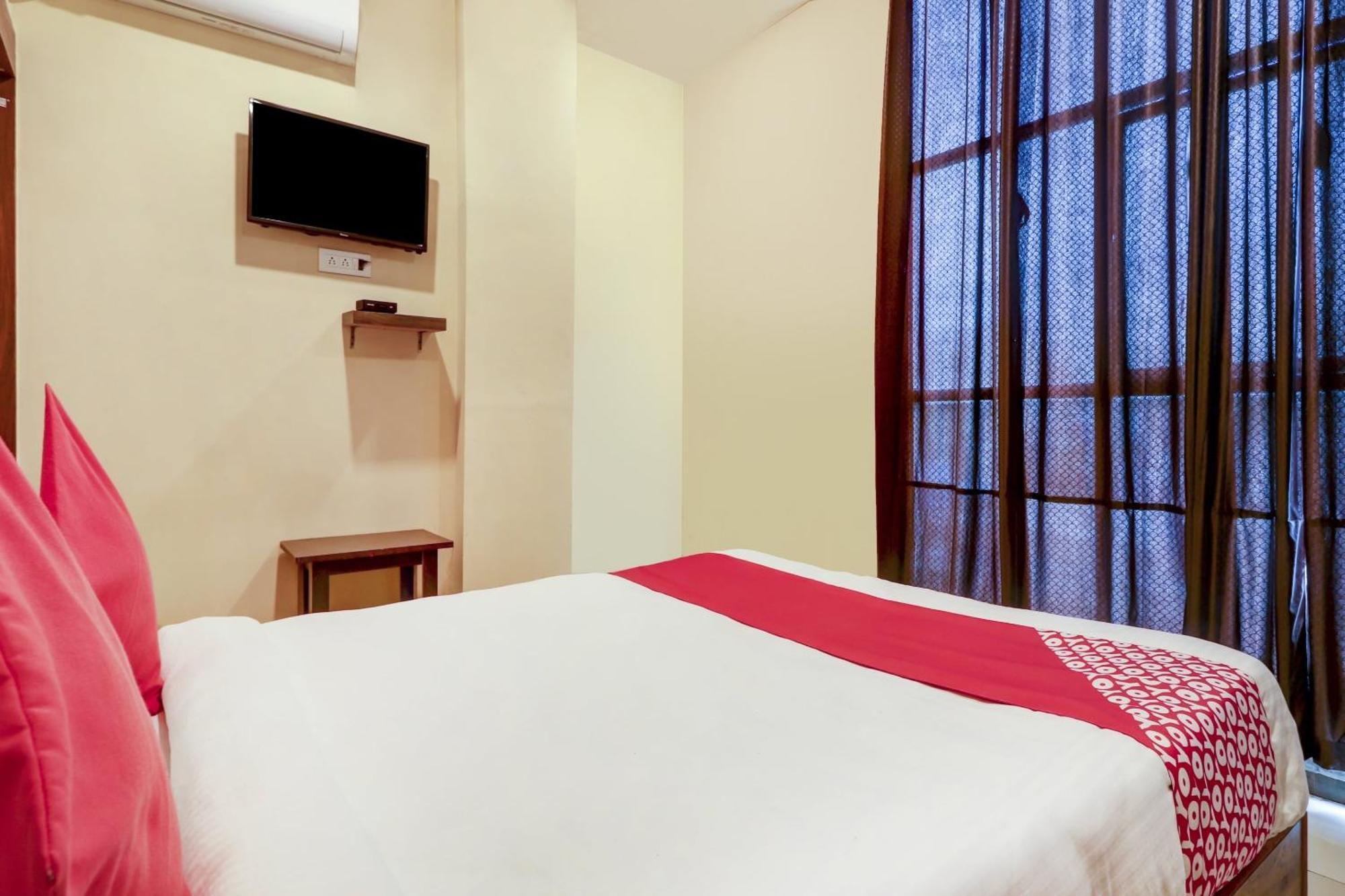 Hotel O Rsquare Elite Sururnagar Ngoại thất bức ảnh
