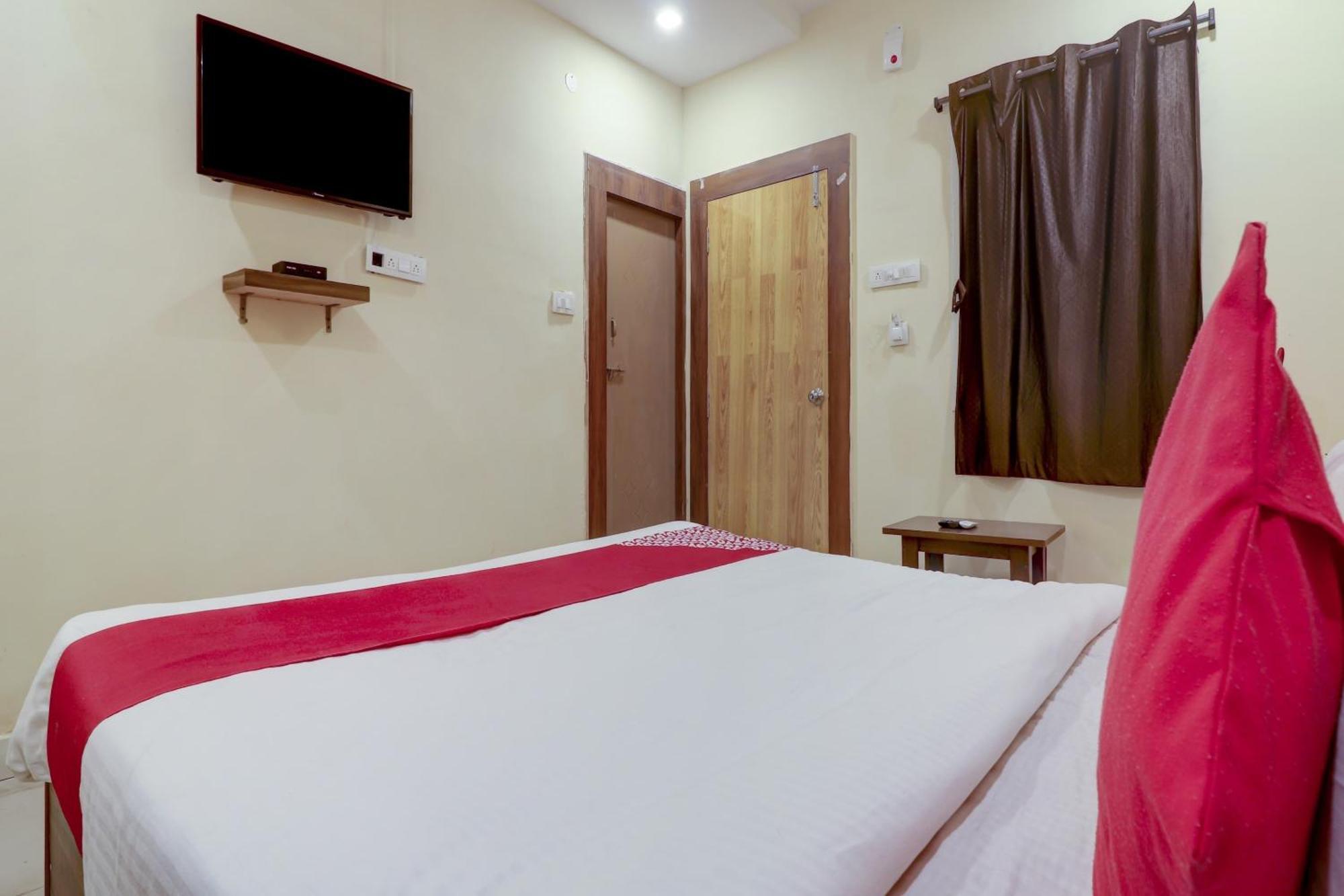 Hotel O Rsquare Elite Sururnagar Ngoại thất bức ảnh