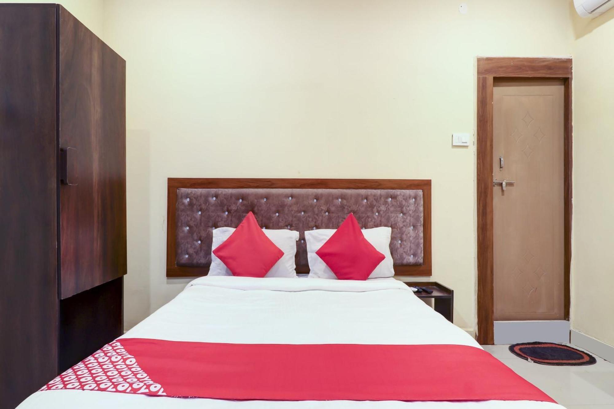 Hotel O Rsquare Elite Sururnagar Ngoại thất bức ảnh
